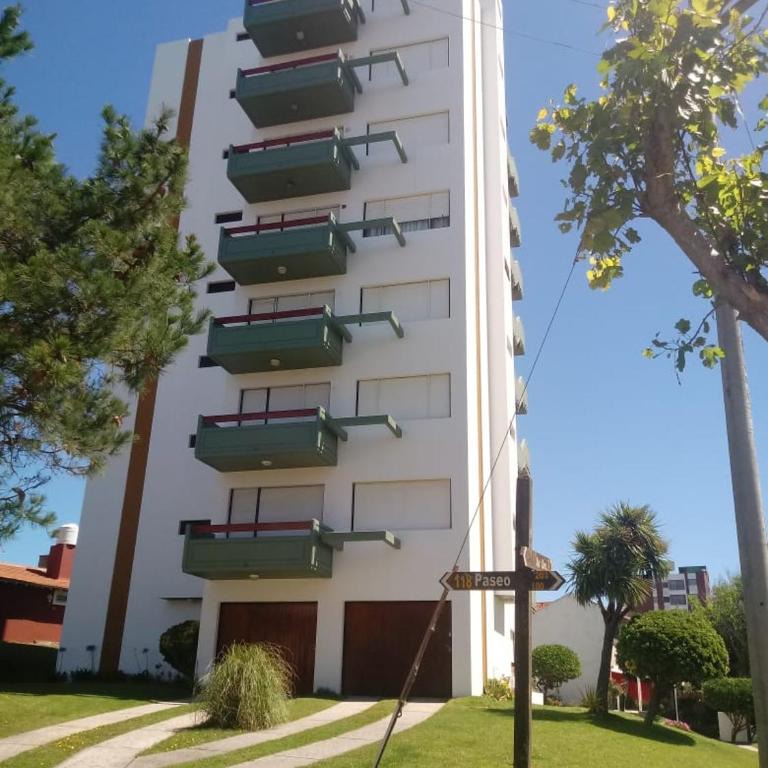 Departamento 2 ambientes Villa Gesell - One-Bedroom Apartment - 1