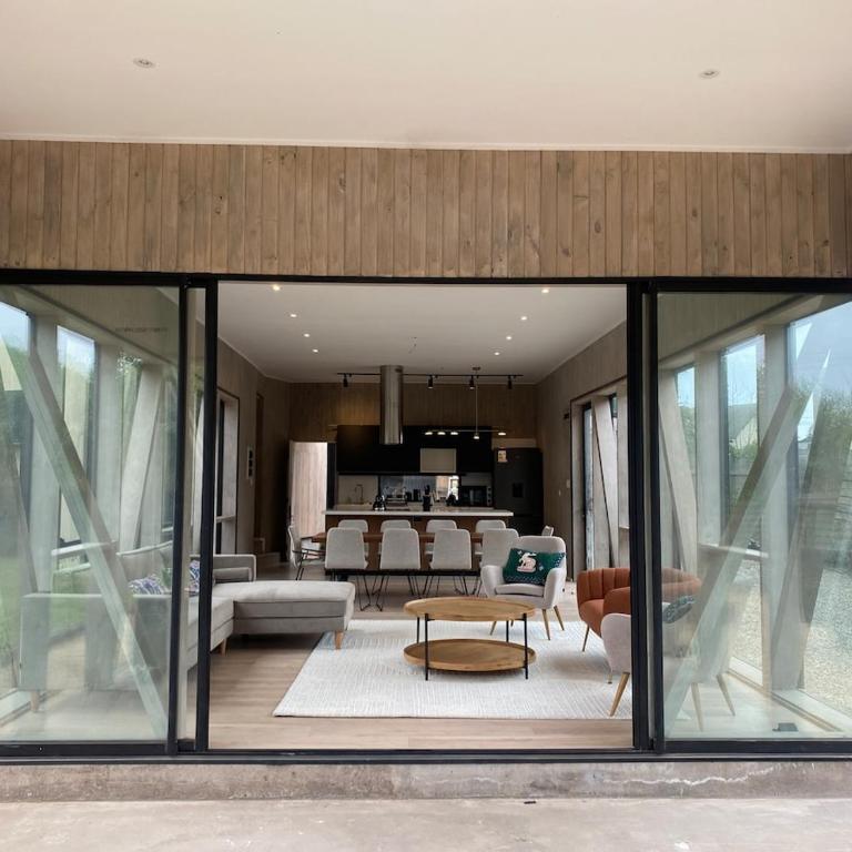 Moderna y espectacular casa en Maitencillo - Four-Bedroom House - 1
