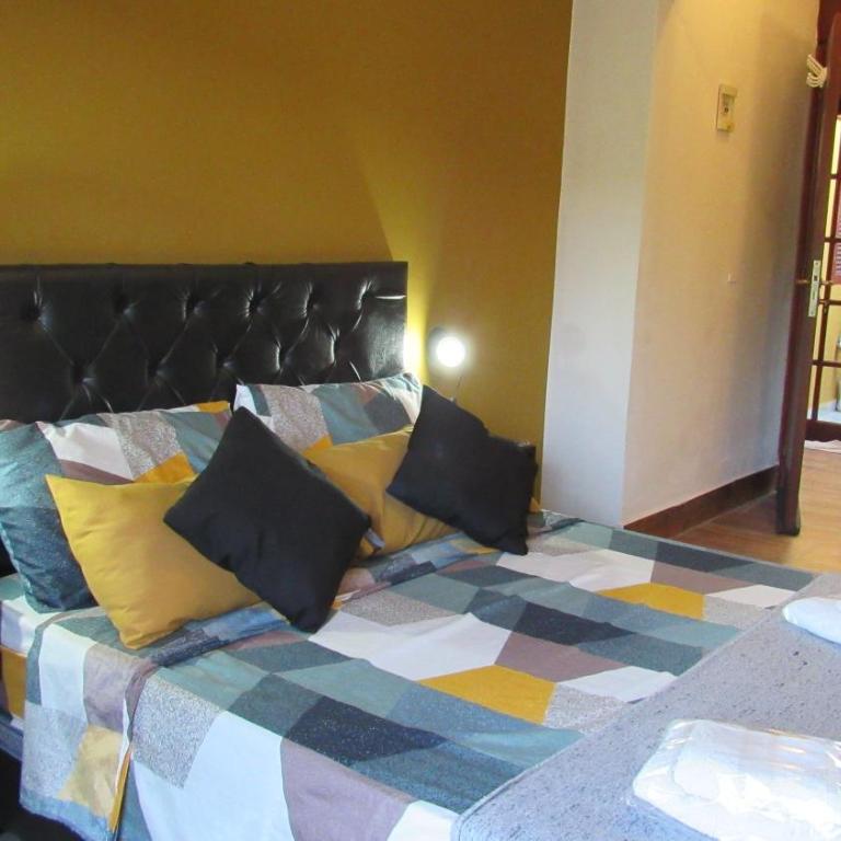 Suites Del Centro - Habitación Triple con balcón - 8