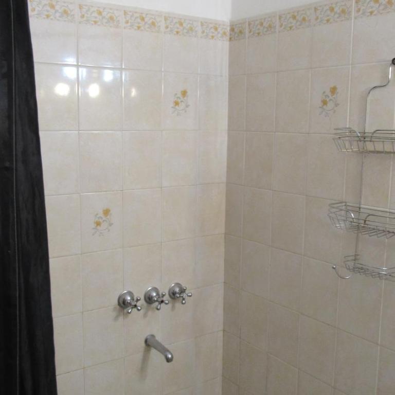 Suites Del Centro - Habitación Triple Básica - 12