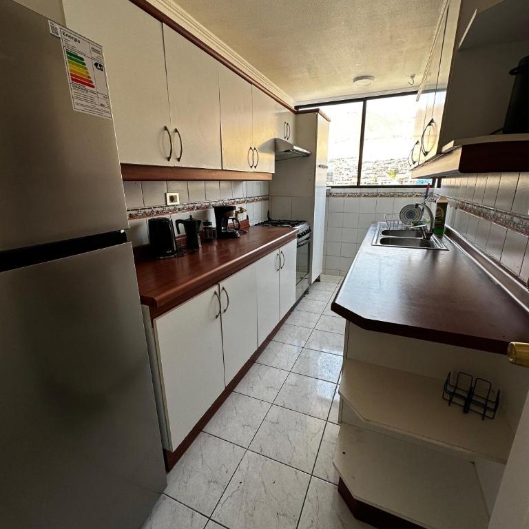 Departamento cómodo en el sector sur - Three-Bedroom Apartment - 3