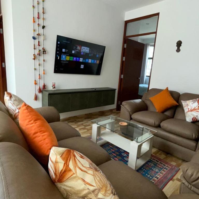 Casa Departamento en el Valle de Urubamba - Three-Bedroom Apartment with Mountain View - 70