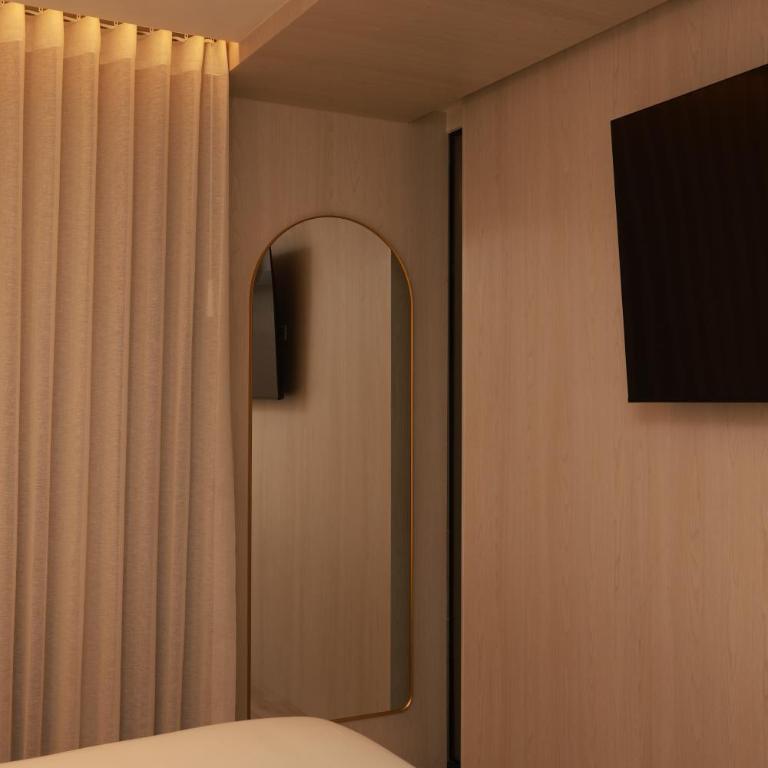 VPV Suites & Casino - Standard Double Room - 11