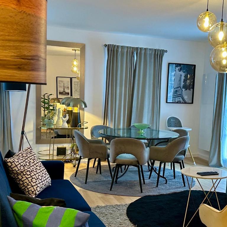 Apt Place de Toscane - 4min Disneyland-PARIS - Appartement 3 Chambres - 28