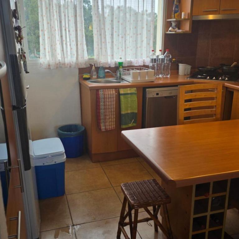CostaQuilen Departamento - Three-Bedroom Apartment with Water View - 9