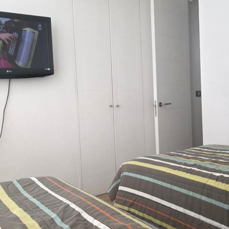 CostaQuilen Departamento - Three-Bedroom Apartment with Water View - 25