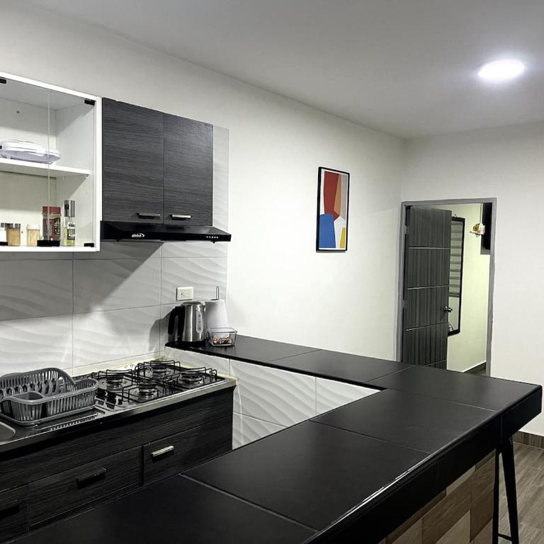 Apartaestudio cómodo, privado y con ubicación top - Apartamento de 1 dormitorio - 3