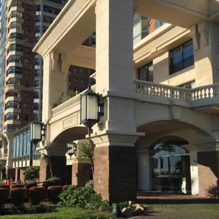 Apartment with beautiful beach view - Apartamento - 25