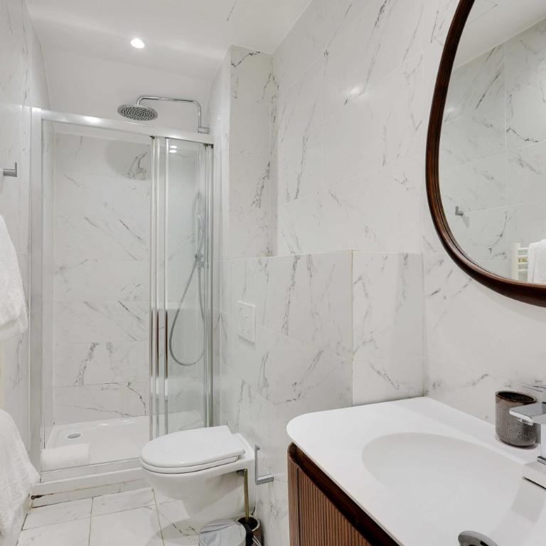 Elegant Apartment - 2BD 6P - Hôtel de Ville - Apartamento - 10