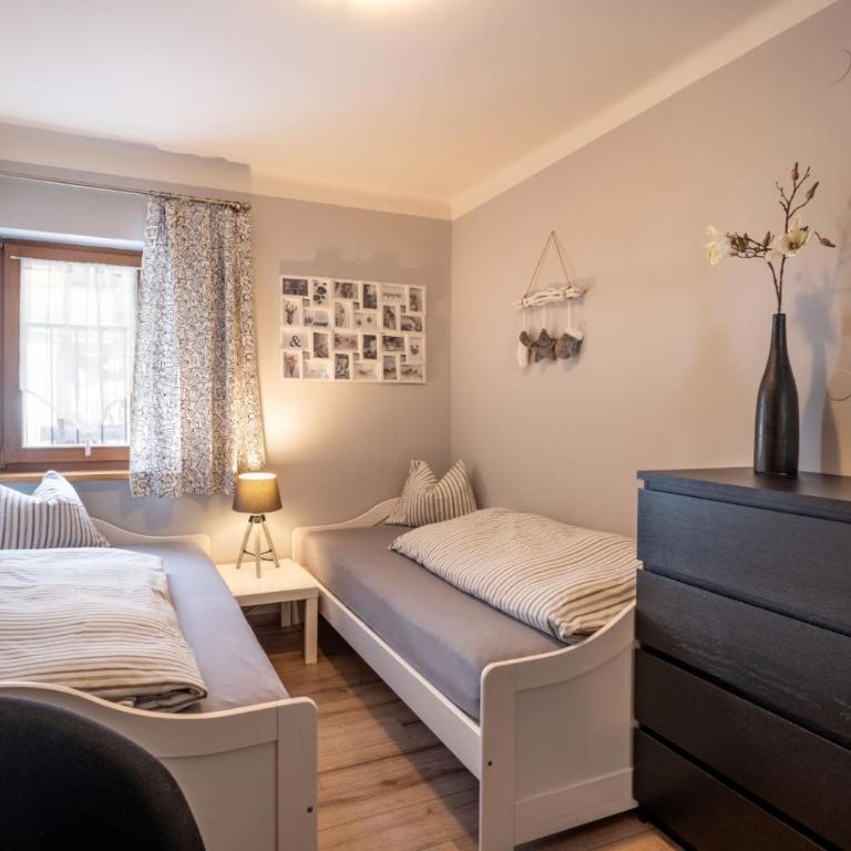Ferienwohnung Haus Germania - Apartment mit 2 Schlafzimmern und Balkon - 6