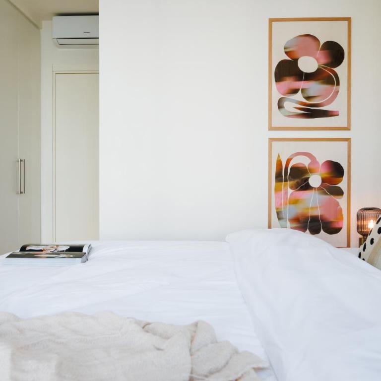 WF Sky Charm with Terraces & Billiard - Three-Bedroom Premium Apartment with Balcony - 43