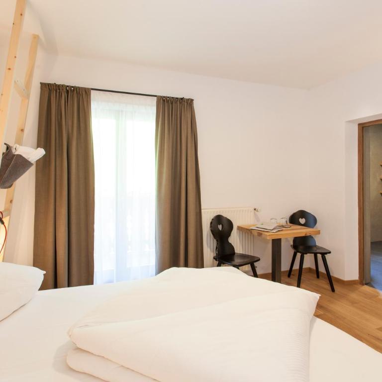 Hotel-Chalet Pennhof - Standard Doppelzimmer - 5