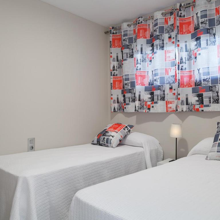 UHC Sorolla Apartments Superior - Two-Bedroom Apartment with Sea View - 17