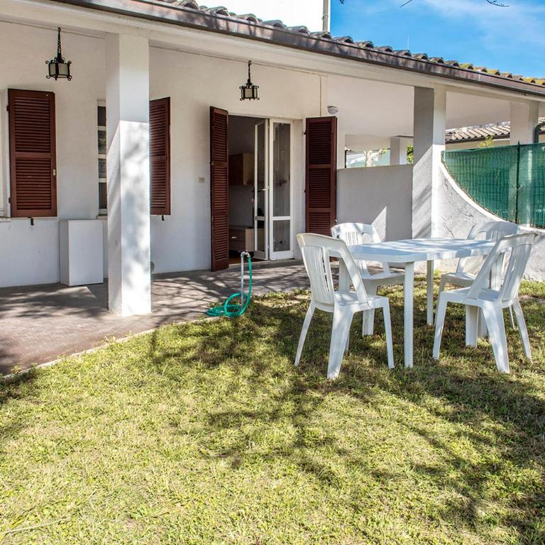 M050 - Trilocale con giardino vicino al mare - Appartamento con 2 Camere da Letto - 18