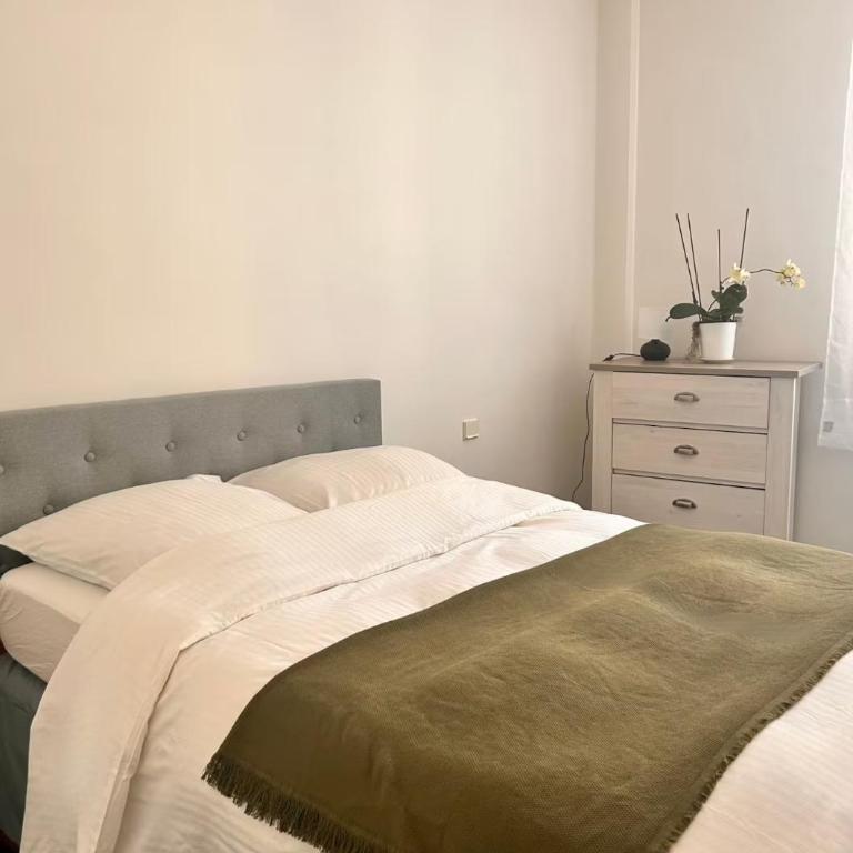 Charmant 2 pièces avec balcon Nice Nord - Appartement - Vue sur Ville - 27