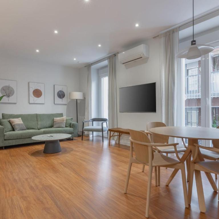 Wide Stylish-1Bedroom 1Bathroom -Las Letras - One-Bedroom Apartment - 1