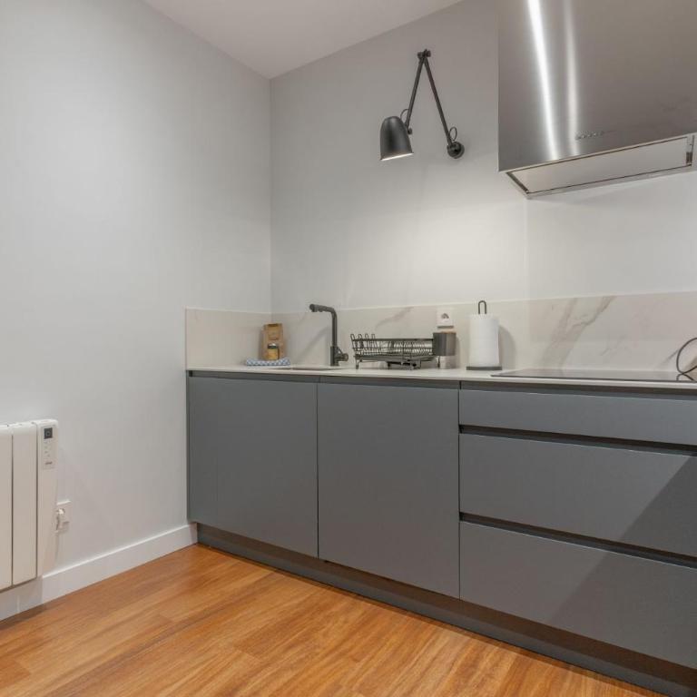 Wide Stylish-1Bedroom 1Bathroom -Las Letras - One-Bedroom Apartment - 11