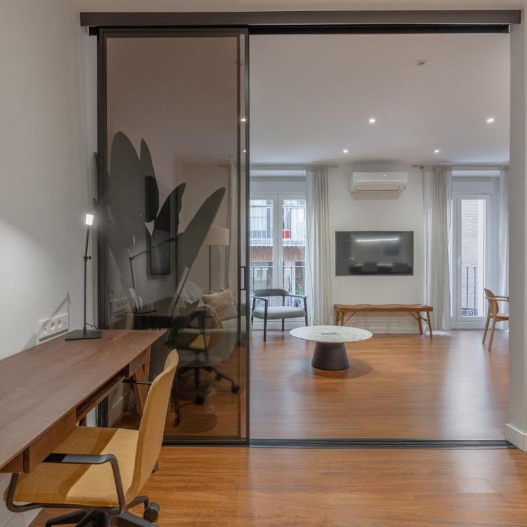 Wide Stylish-1Bedroom 1Bathroom -Las Letras - One-Bedroom Apartment - 25
