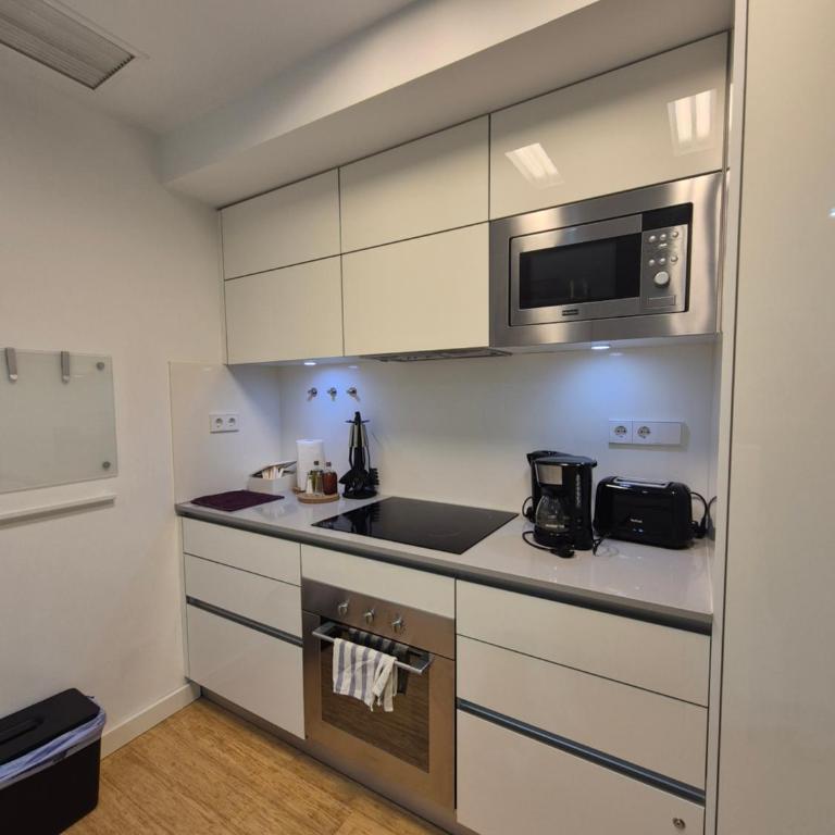 Modern & Cozy flat in Center Granada - One-Bedroom Apartment - 8