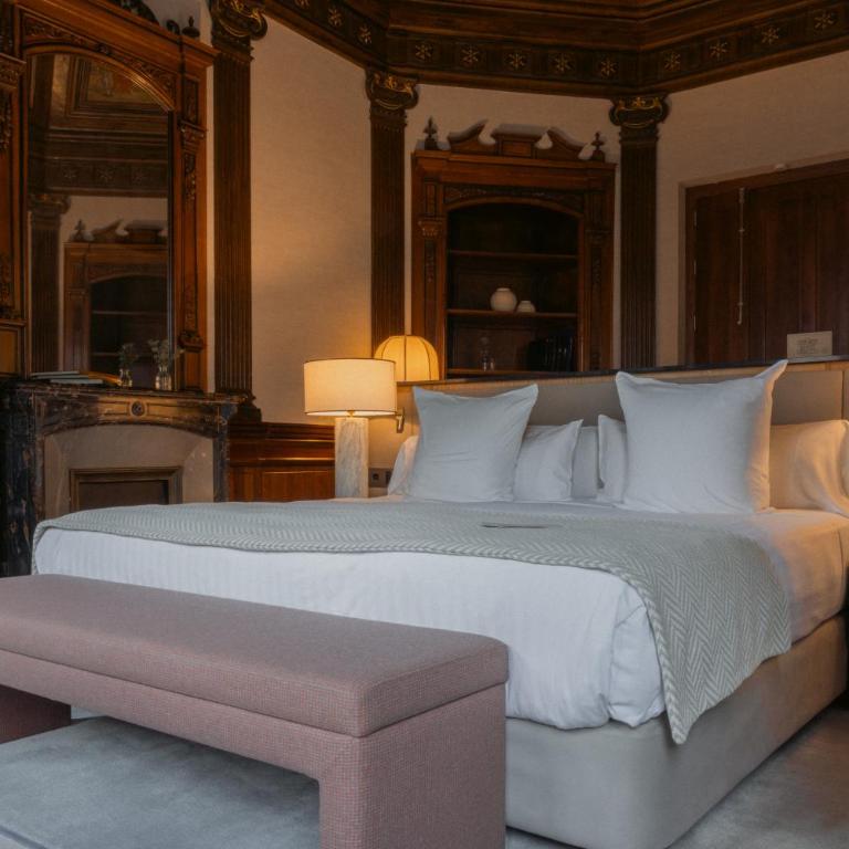 Hospes Palacio de los Patos, a Member of Design Hotels - Junior Suite - 1