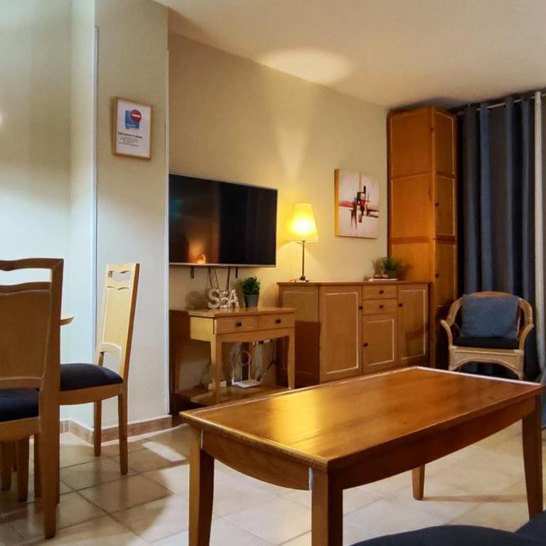 Apartamentos BENALBEACH - Family Suite - 16