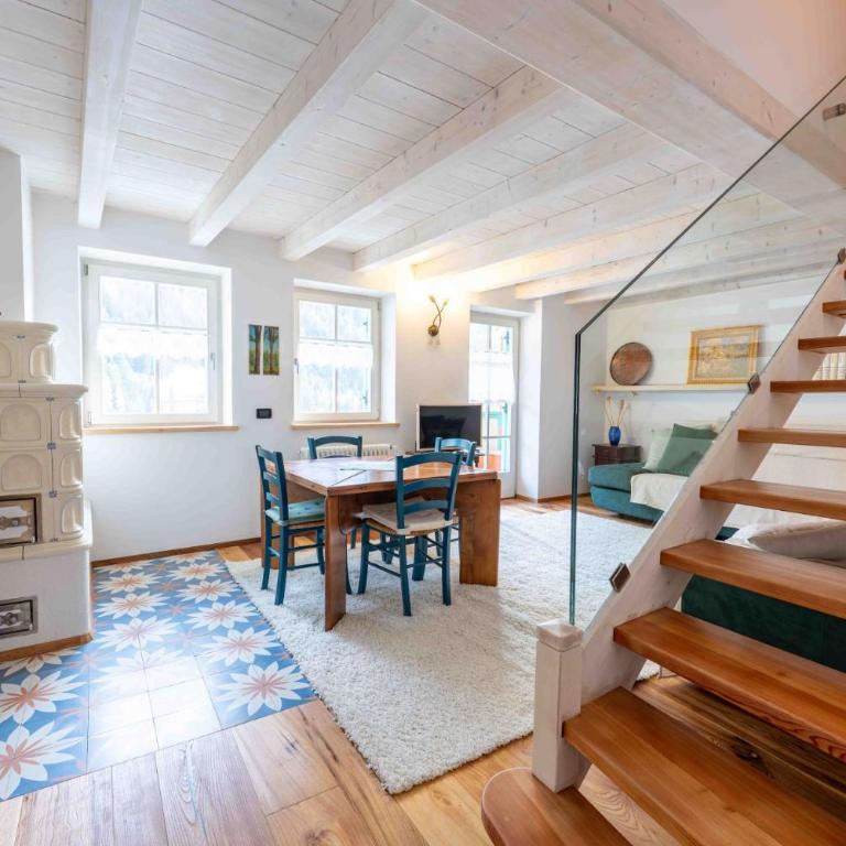 Cesa Cres - Appartamento con 2 Camere da Letto e con Vista Montagna - 1