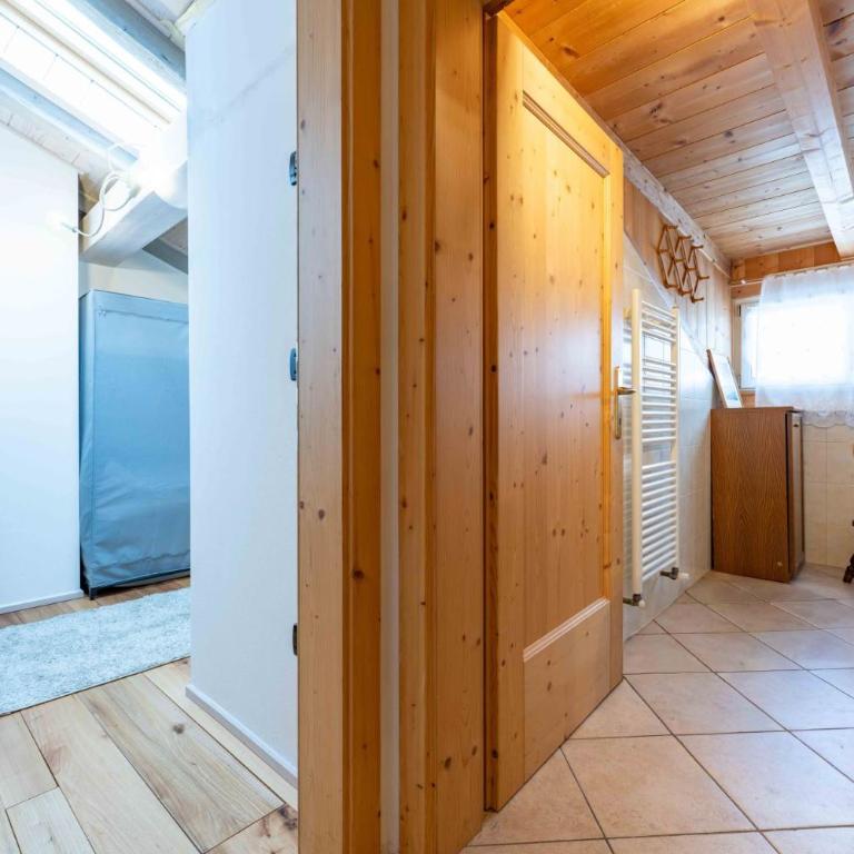Cesa Cres - Appartamento con 2 Camere da Letto e con Vista Montagna - 17