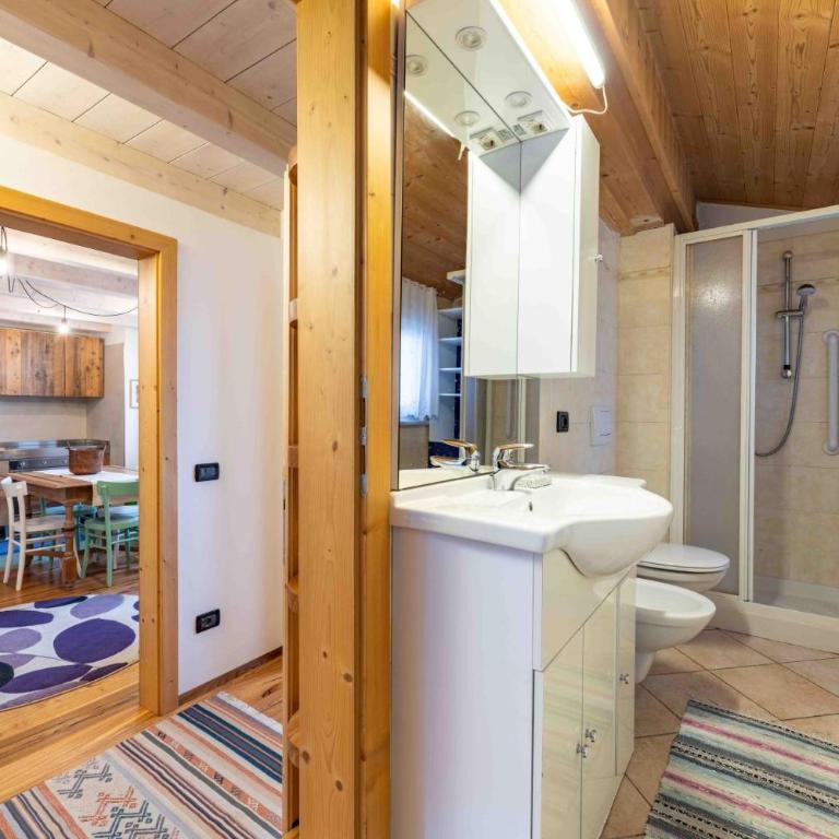 Cesa Cres - Appartamento con 2 Camere da Letto e con Vista Montagna - 16