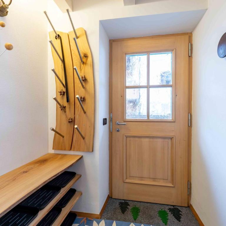 Cesa Cres - Appartamento con 2 Camere da Letto e con Vista Montagna - 12