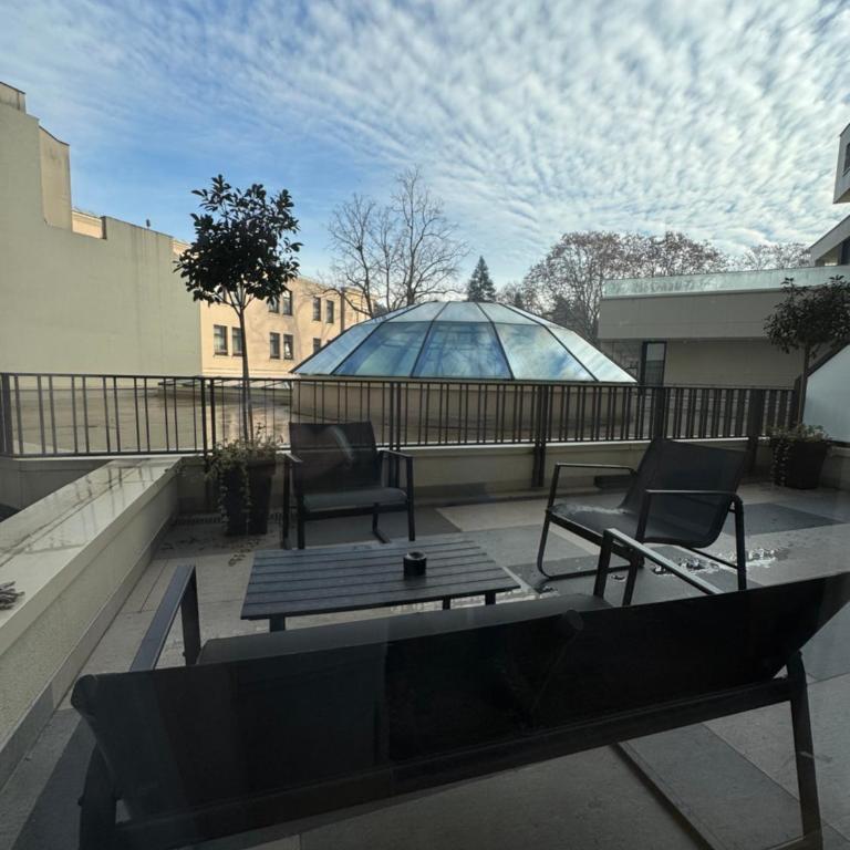 Apartments Zepterme by CENTRAL & Free private parking - One-Bedroom Apartment with Terrace - 2