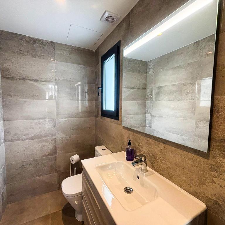 A2403 Brand new south facing Villa with Infinity Pool - Villa Deluxe - 21