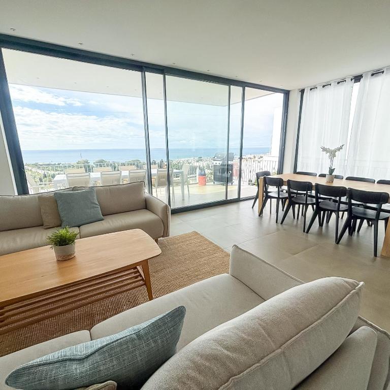 A2403 Brand new south facing Villa with Infinity Pool - Villa Deluxe - 24