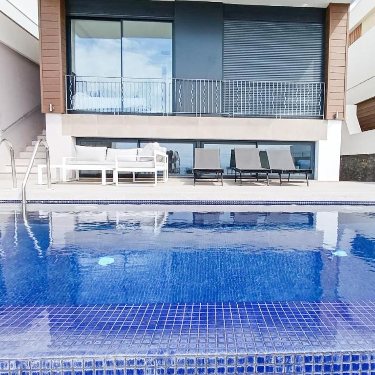 A2403 Brand new south facing Villa with Infinity Pool - Villa Deluxe - 30