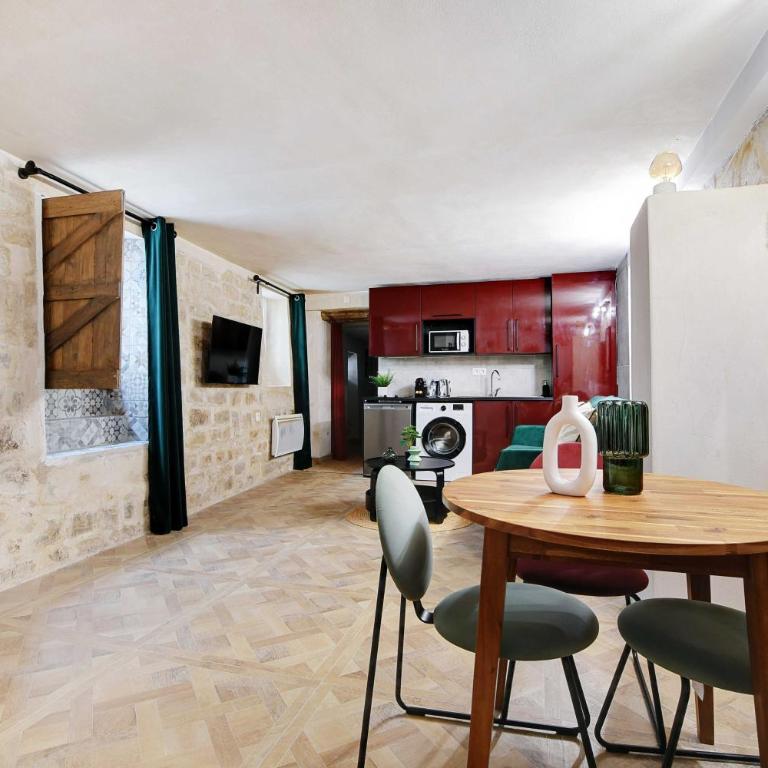 A jewel in the heart of the Marais- 4P 1BDR- Paris - Apartment - 15