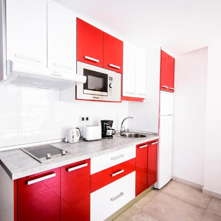 Sol Mogan Suites - Adults Only - Apartamento con terraza y vistas a la piscina - 17