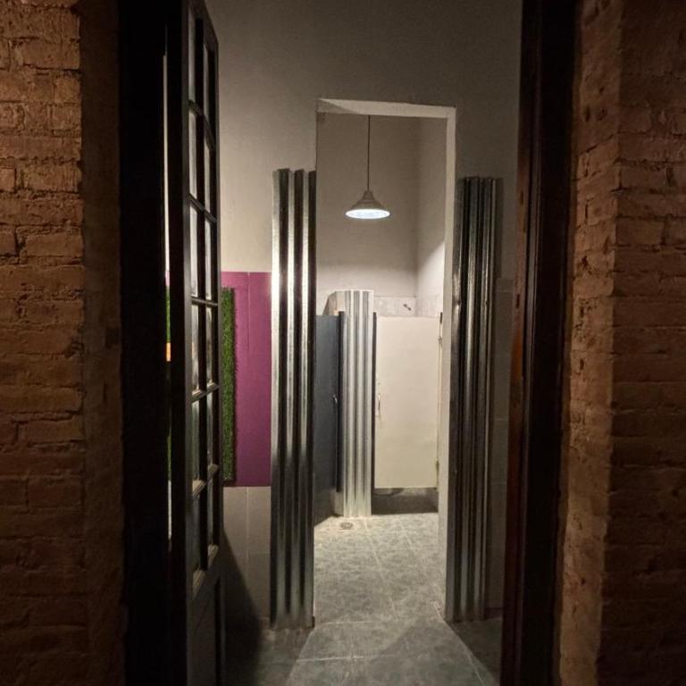 A la Gurda Hostel - Barrio Sur - Cama Individual en habitación compartida femenina - 2