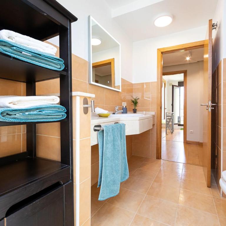 Apto Llanes con Terraza y Jardín - Luz de Poniente - Two-Bedroom Apartment - 30