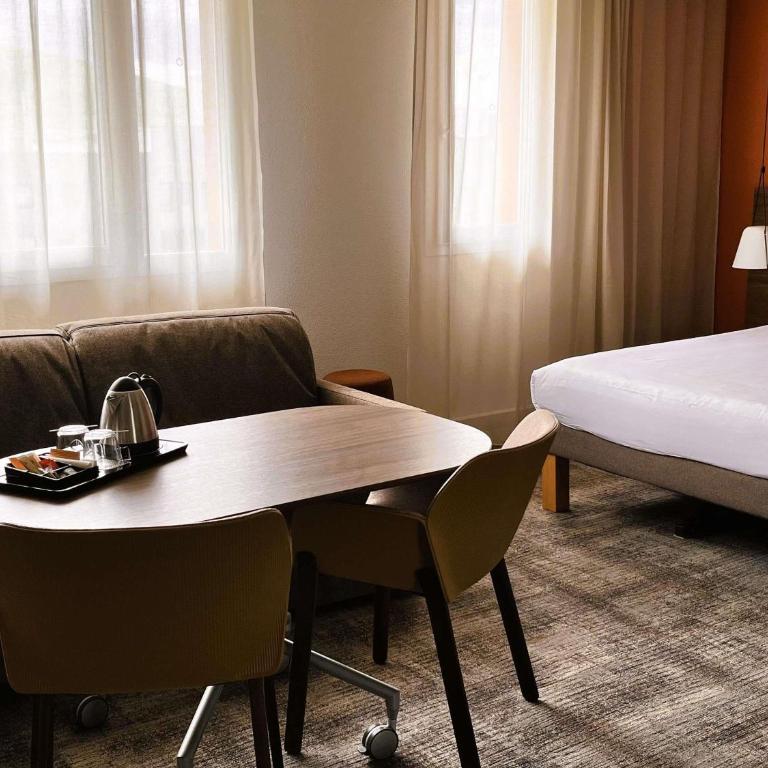Novotel Suites Clermont Ferrand Polydome - Suite Double Supérieure avec Canapé-Lit - 7