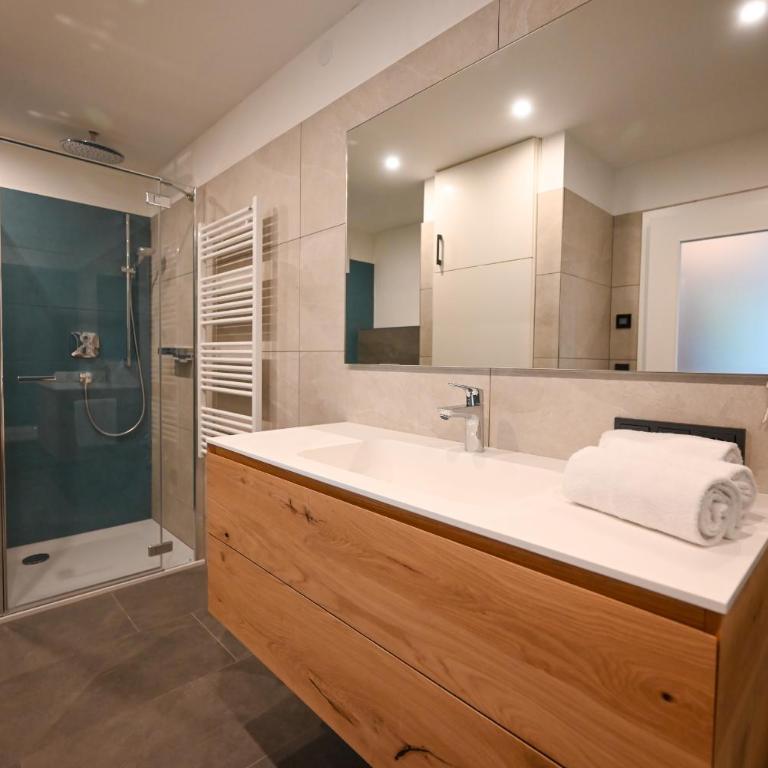 Domizil THIRTEEN with Sauna and Glacier View by All in One Apartments - Premium Apartment mit 3 Schlafzimmern - 13