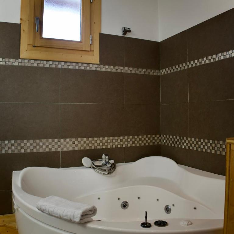 L'Eterlou, 2 minutes à pied des télécabines, Paradiski, Belle vue - Appartement 3 Chambres - 8