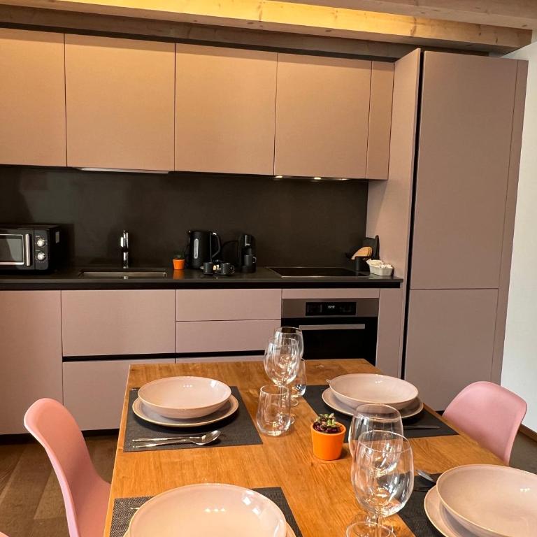 Riccati Loft, Historic Center Apartment, 2BR 2BA Lift - Two-Bedroom Apartment with City View - 5
