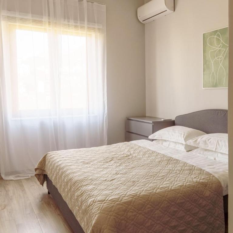 Villa Allende - Apartman s 1 Spavaćom Sobom i Balkonom - 2
