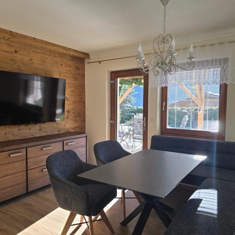 Landhaus Knoflach - Apartment mit 2 Schlafzimmern und Terrasse - 9