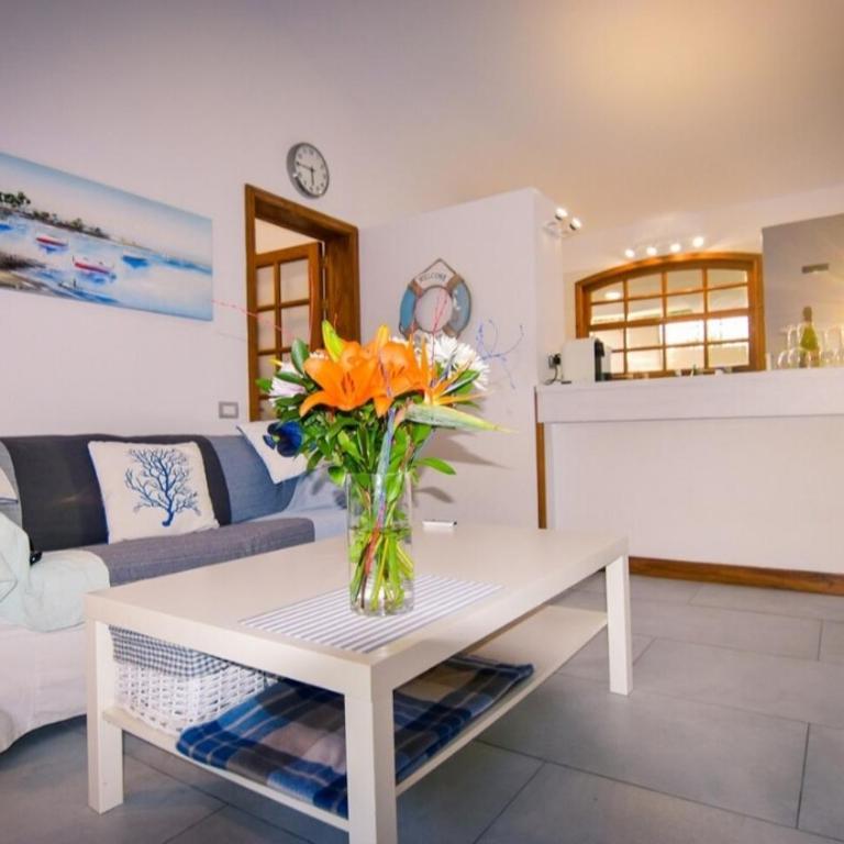 Villa Maspalomas Gran Canaria - Three-Bedroom Villa - 9