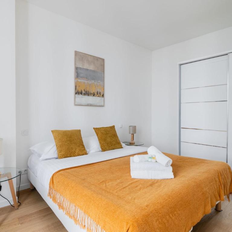 2 pieces renovee a neuf Paris 5 - 4P - Appartement - 1