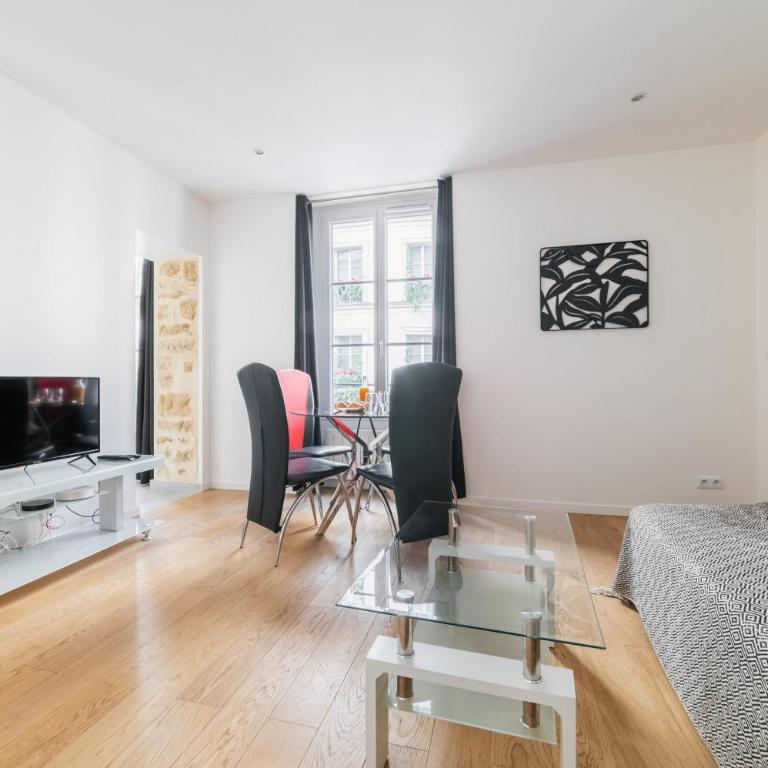 2 pieces renovee a neuf Paris 5 - 4P - Appartement - 2
