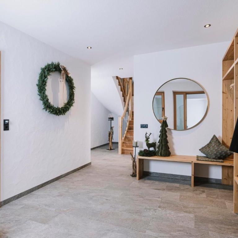 Moidi's Chalet Spieljoch - Holiday Home with bathroom - 38