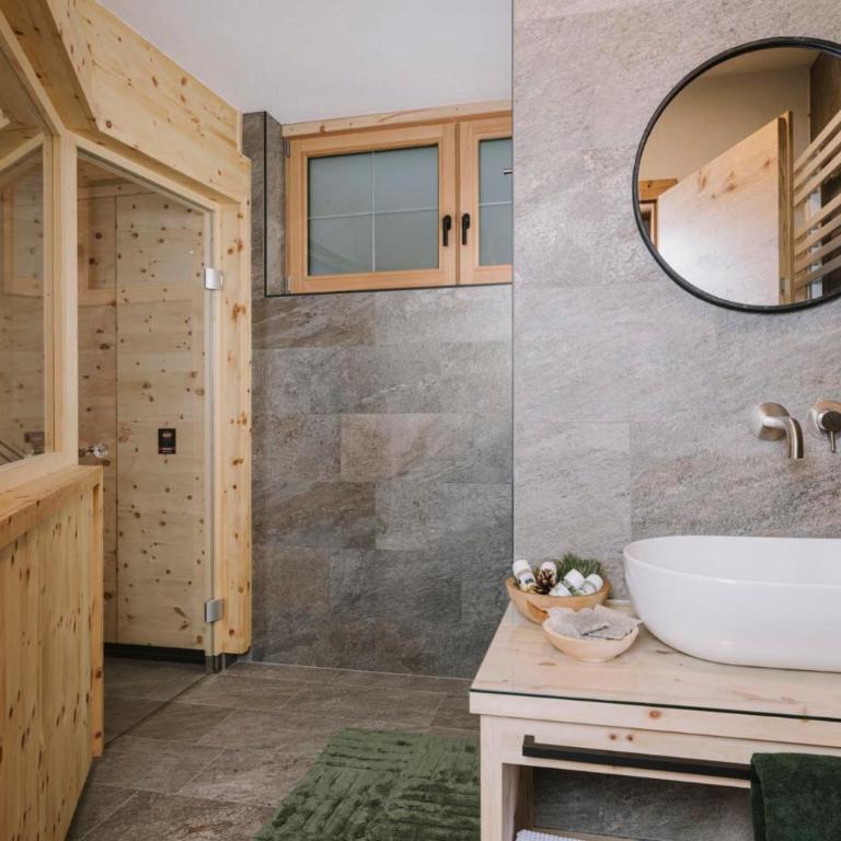 Moidi's Chalet Spieljoch - Holiday Home with bathroom - 13