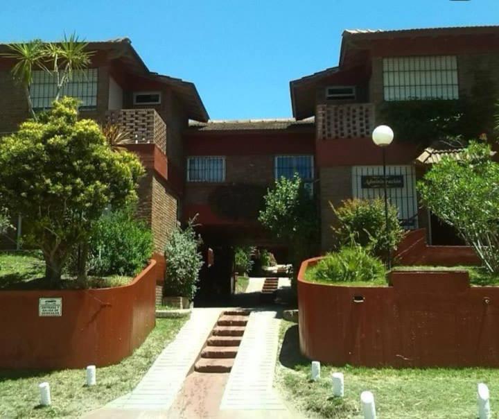 Duplex N 22 prop Directo en Complejo, con cochera solo en Marzo y Abril - One-Bedroom Apartment - 1