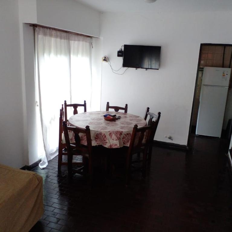 Duplex N 22 prop Directo en Complejo, con cochera solo en Marzo y Abril - One-Bedroom Apartment - 2